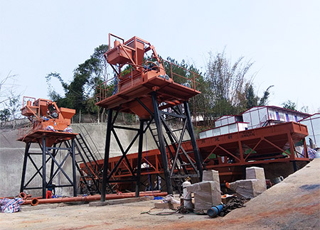 The double 50 concrete mixing plant produced by Zhengzhou Jianxin Machinery was put into operation in Ninglang, Yunnan.