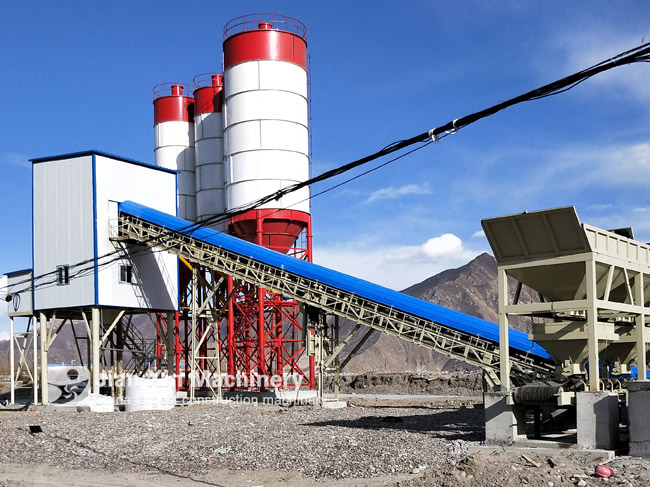 HZS75 Concrete Mixing Station start Installation and Commissioning in Kashifu County Xinjiang