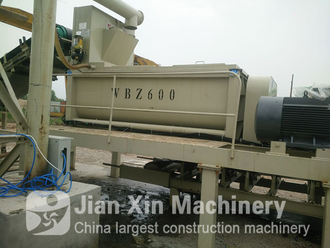 WBZ600T stabilized soil mixing plant produced by zhengzhou jianxin machinery is working.
