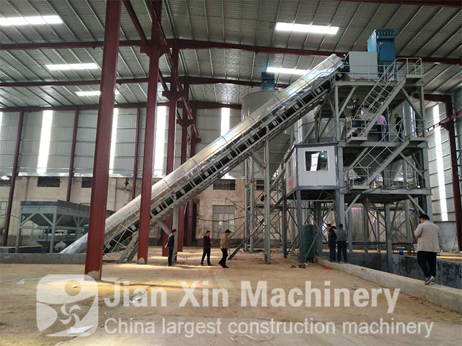 Work site of dry powder mortar production line produced by Zhengzhou Jianxin Machinery.