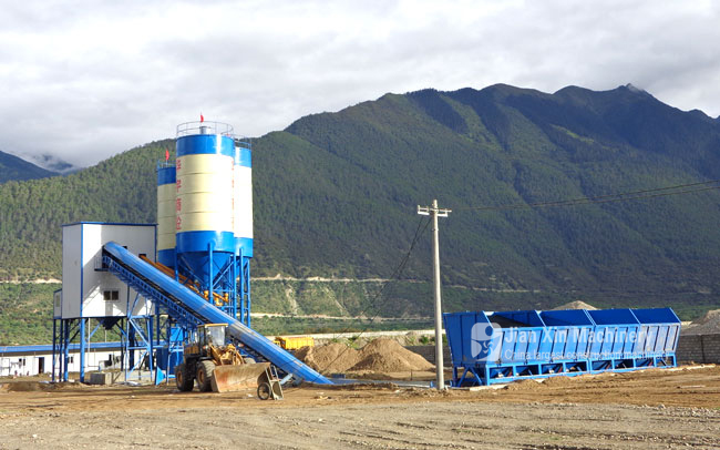 How much is the price of a concrete mixing station with a capacity of 120 square meters(图1)