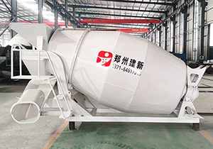 three-wheel mixer truck(图5)